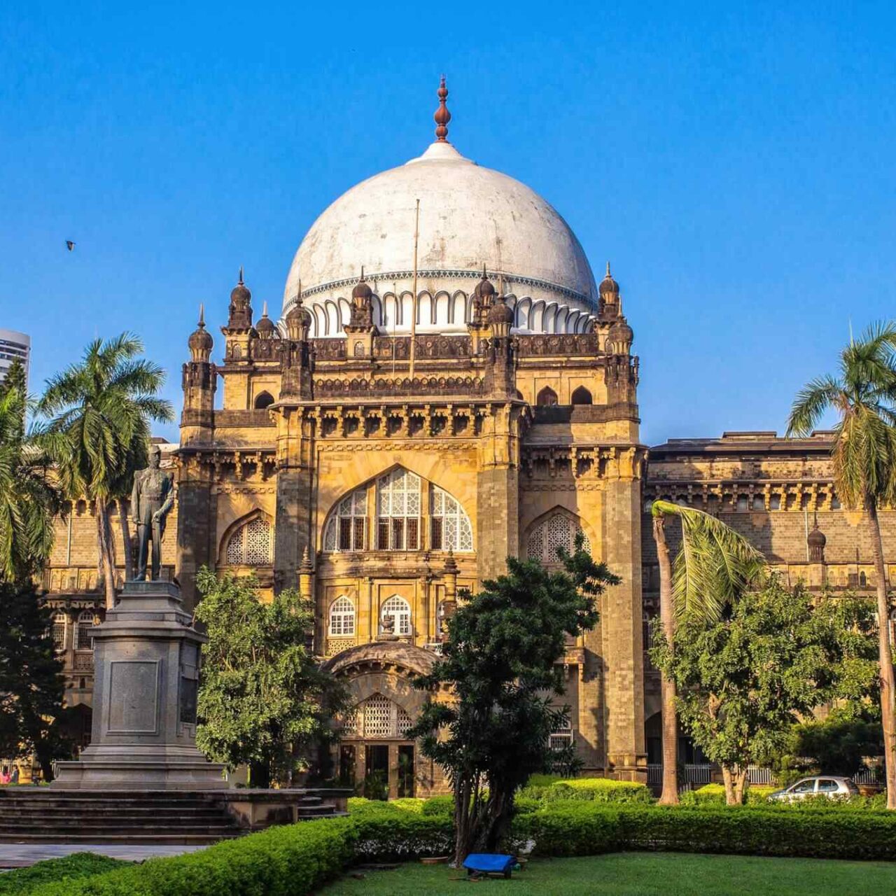 https://bluetours.net/wp-content/uploads/2018/07/post_india_01-1280x1280.jpg