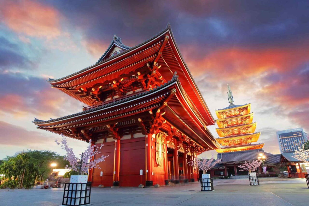 https://bluetours.net/wp-content/uploads/2018/09/destination-tokyo-01-1280x854.jpg