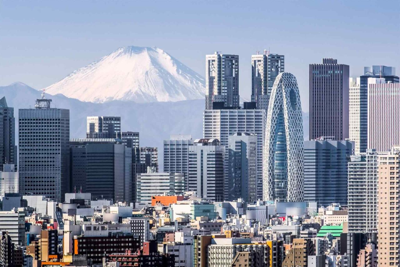https://bluetours.net/wp-content/uploads/2018/09/destination-tokyo-02-1280x854.jpg