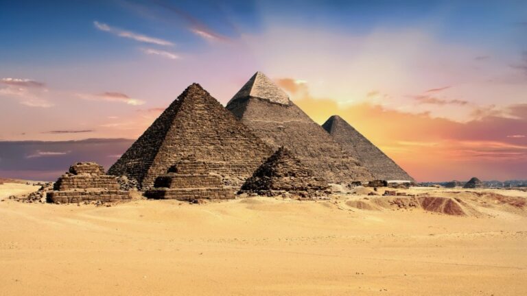 Pyramids-of-Giza